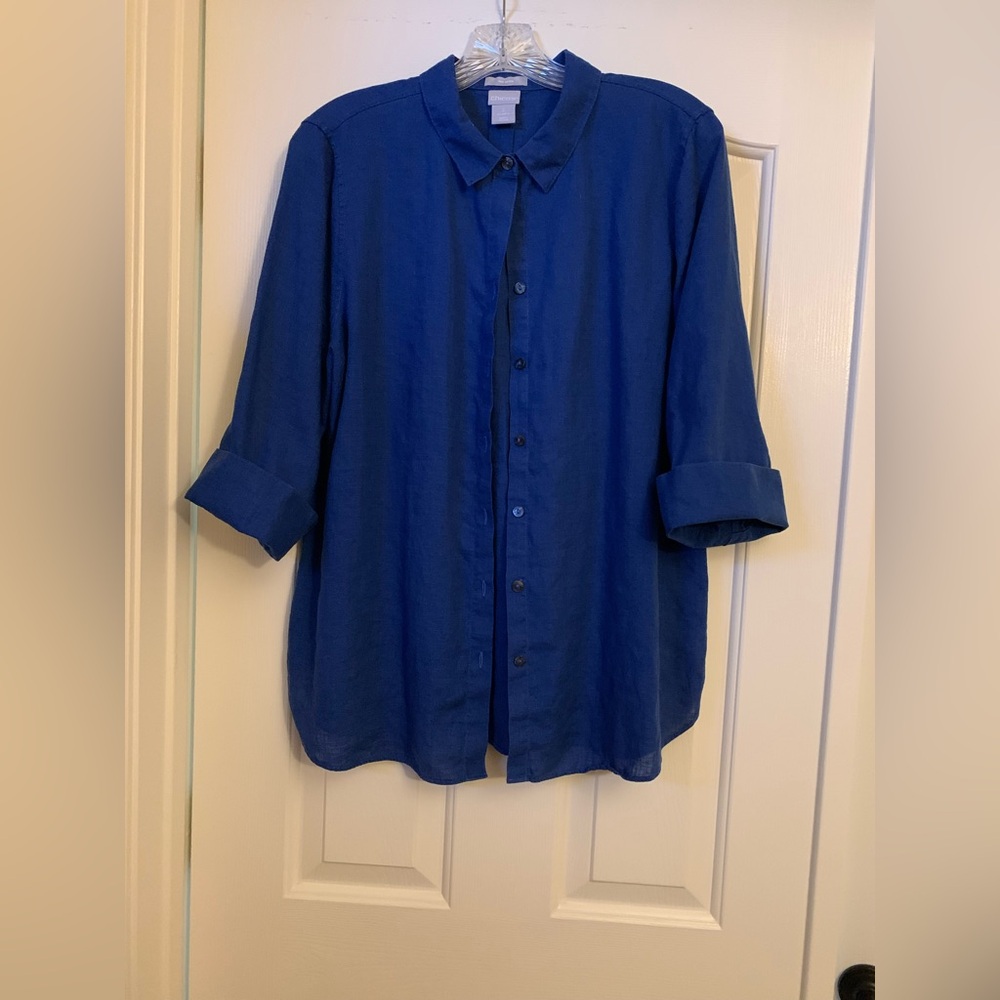 Chico’s Blue No-iron Linen Button-Up Shirt size 2(L-12)